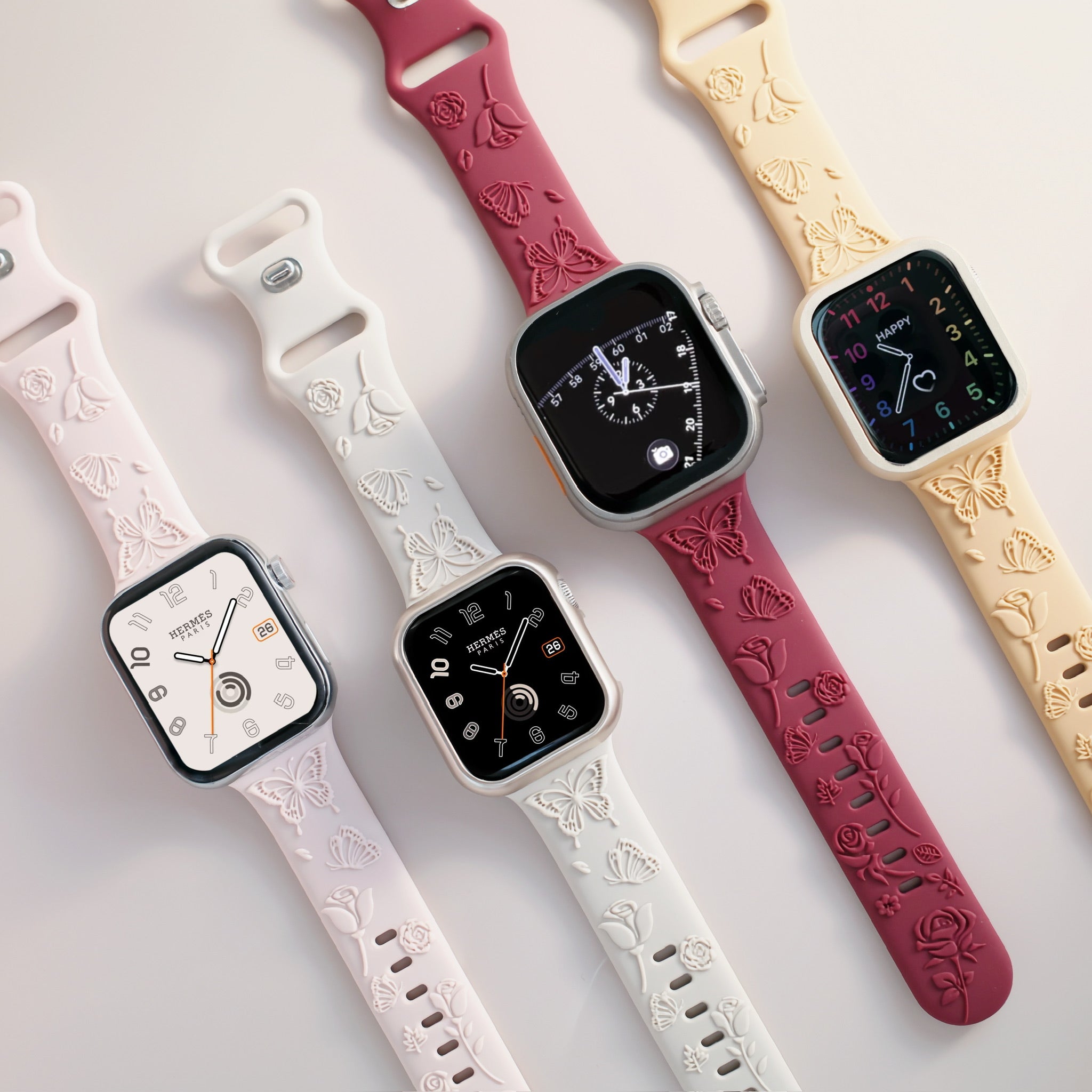 シルバー フラワーモチーフバンド Apple Watch用 立体フラワー＆バタフライ模様」シリコンアップルウォッチバンド