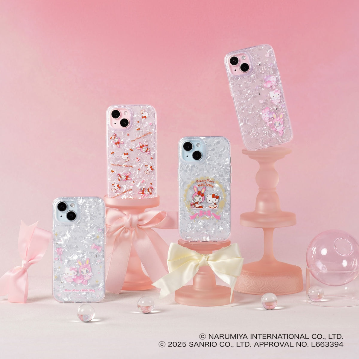 GAACAL×メゾピアノ×ハローキティ パール・ダイヤカッド付きスマホケース