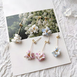 春の訪れを耳元に。ゆらゆら揺れる「アジサイ編み」の小さめハンドメイドピアス