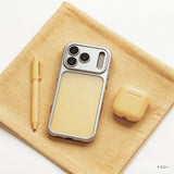 大人可愛いパステルカラーが選べる！背面交換可能iPhoneケース