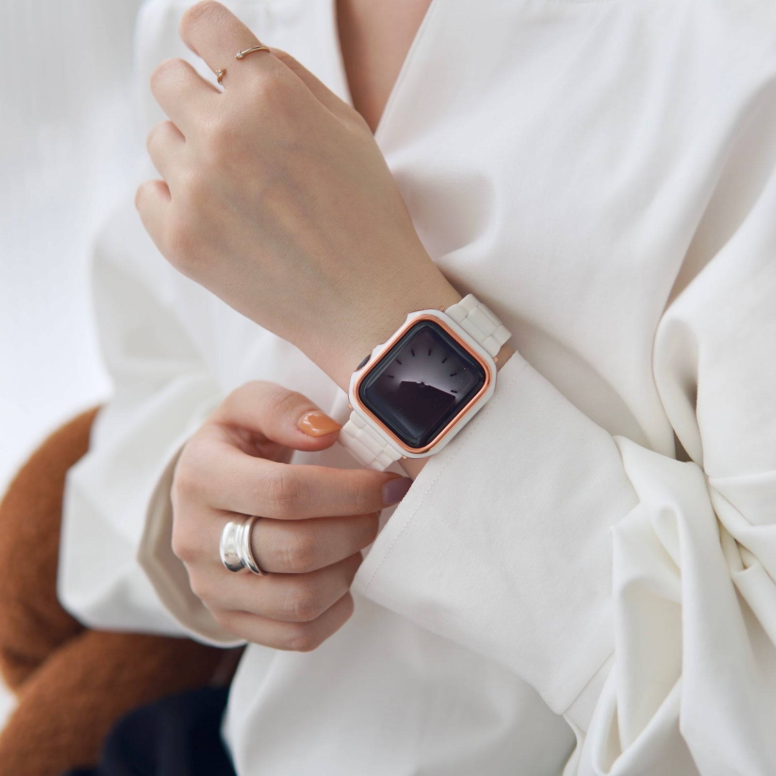 大ヒット商品！「軽やかバンド」プラスチックアップルウォッチバンド