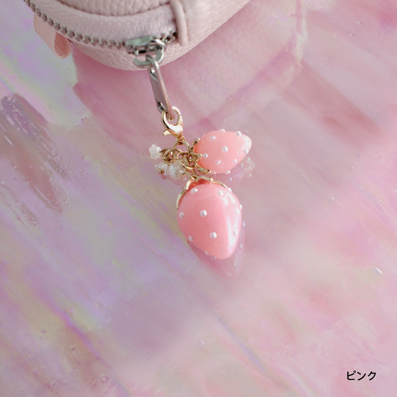 小さな幸せのめじるし」ハンドメイドかわいいいちごチャーム – gaacal