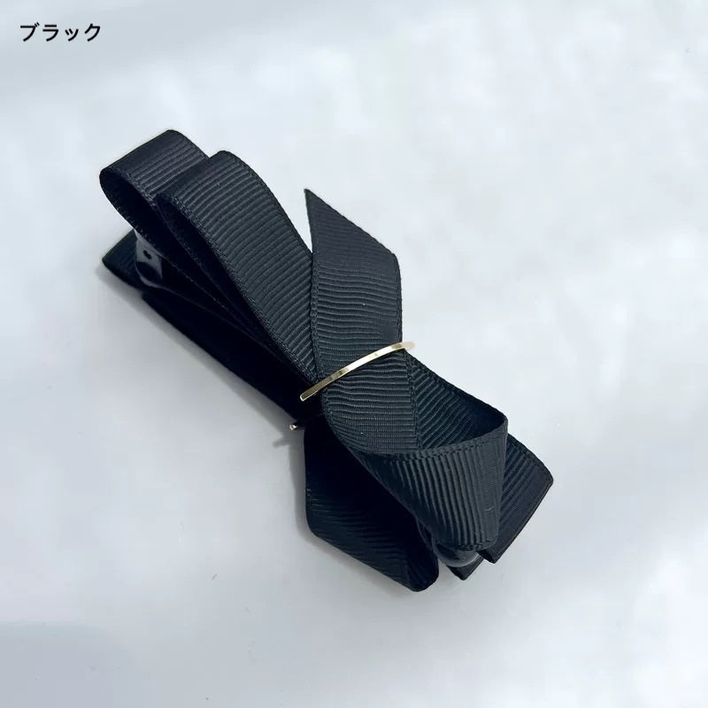 大人かわいい」を日常に。上品リボンで仕上げる、洗練バナナクリップ