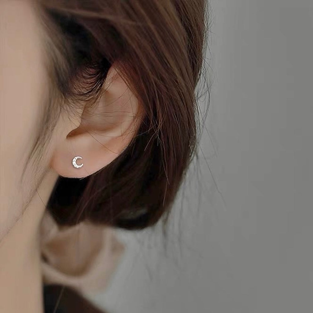 そのまま寝ても痛くない！一つ売りピアス 月 PALOMA gold IMG_1445_1024x.jpg?v=1689155495