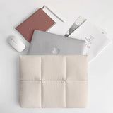 「シンプル防水」Appleノートパソコン用保護バッグ