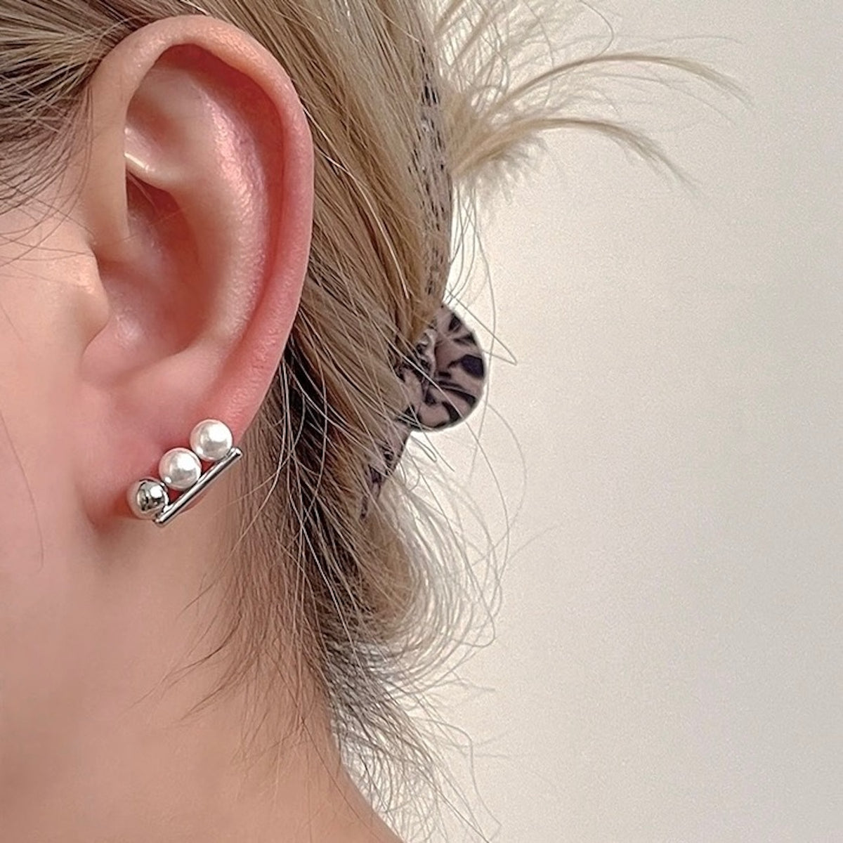 【No.683】ビジュー×つぶつぶ淡水パールのイヤリング/ピアス 水晶 ケシパールのビジューピアス・イヤリング 淡水パール