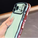 「好きなものと過ごす日は、もっと楽しい」手になじむウェーブ ハートメタリック iPhoneケース