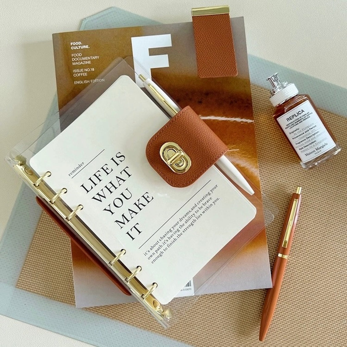 非売品 未使用  トゥルーレリジョン 綴じ ノート A5程度 手帳 ノベルティ 非売品 未使用 トゥルーレリジョン 綴じ ノート A5程度 手帳