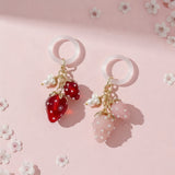 「小さな幸せのめじるし」ハンドメイドかわいいいちごチャーム