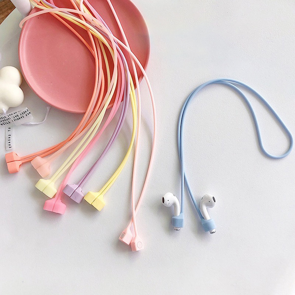 パステルな管理人」AirPodsストラップ – gaacal