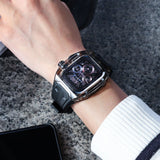 「透明感と個性を兼ね備える」一体型Apple Watchバンド