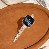 「パール風の艶を手元に」メタル調ライン Apple Watchバンド Series 10/11