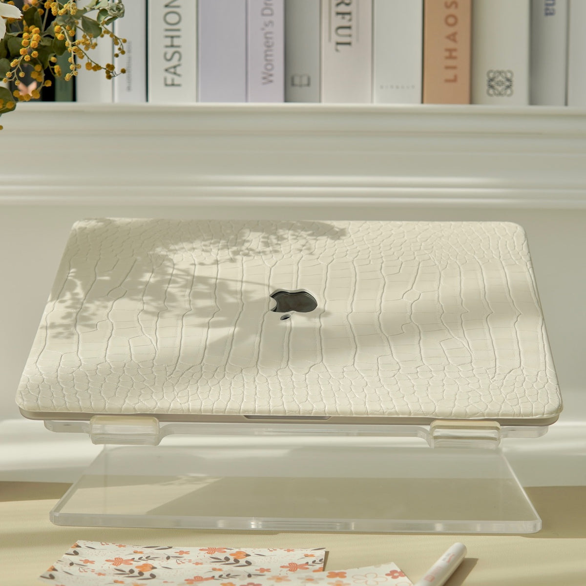 しなやかな守り」PUレザーMacBookカバー – gaacal