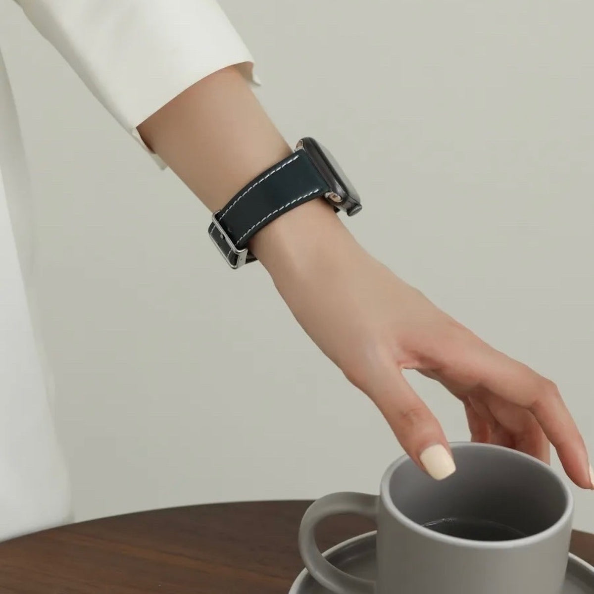 リアルな強み」本革アップルウォッチバンド – gaacal